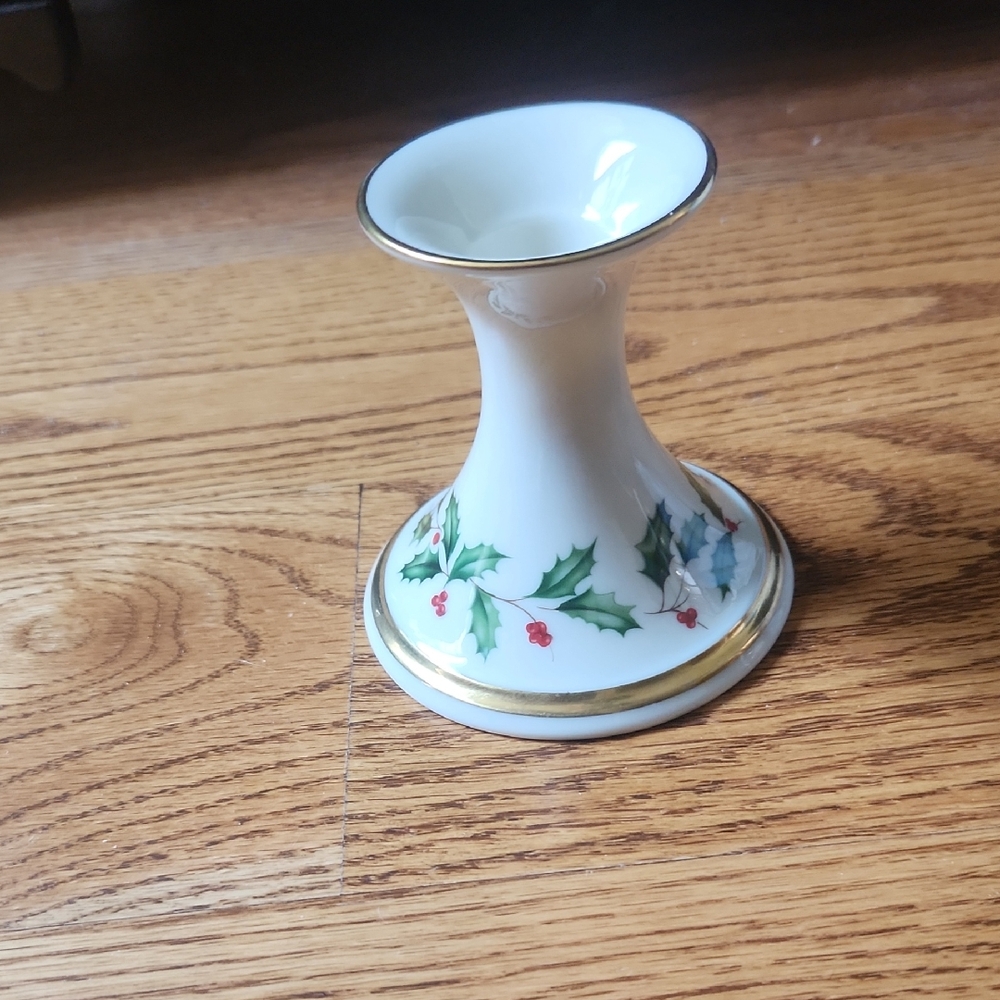 Lenox White and Gold Holly Candle Holder
